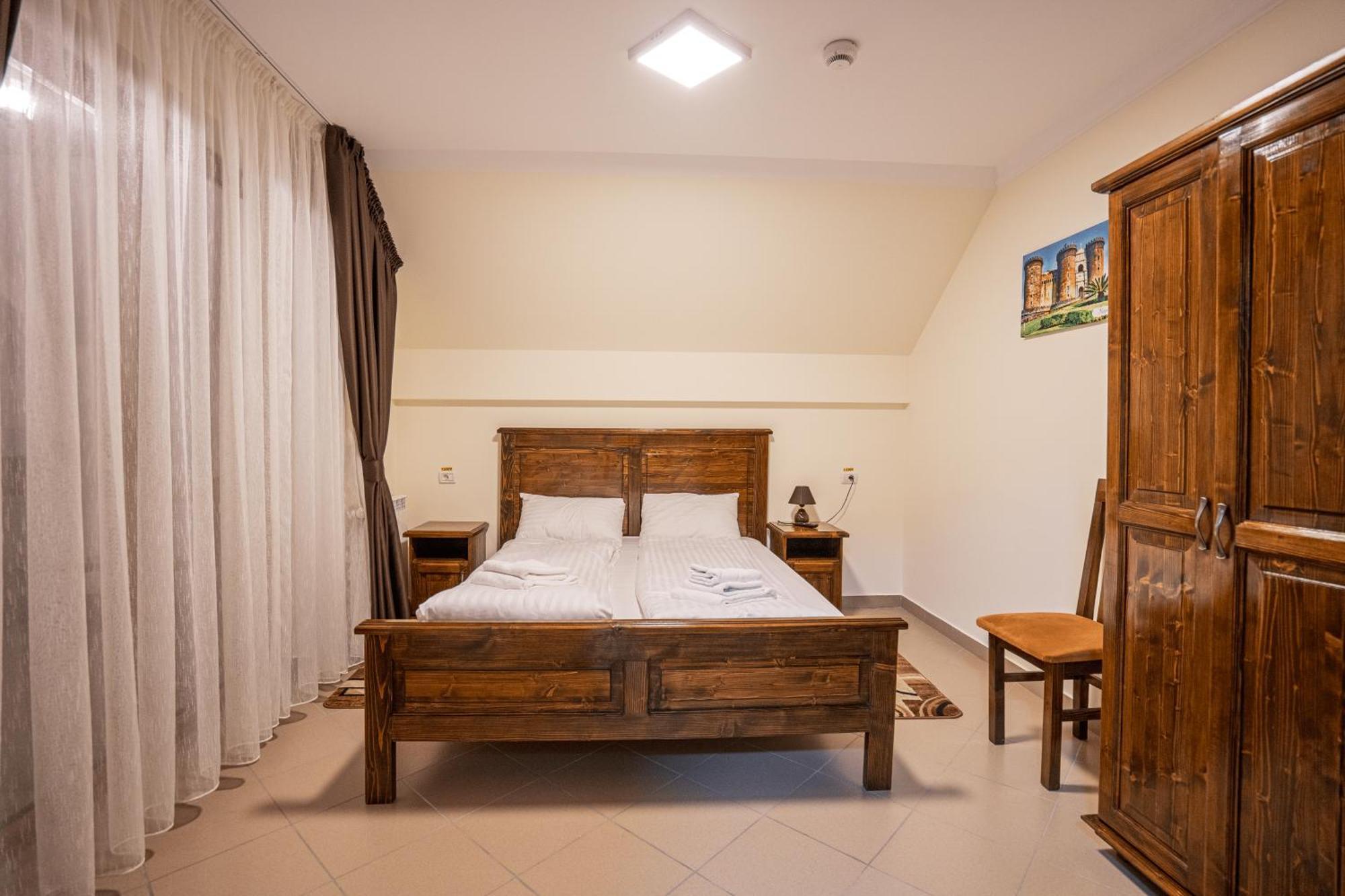 Rabbit Bran Hotel Moieciu de Jos Bagian luar foto